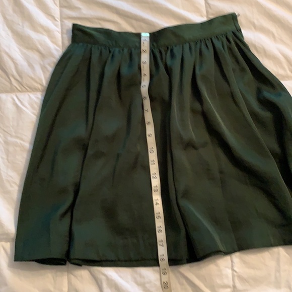 Green A-line skirt - Picture 3 of 5